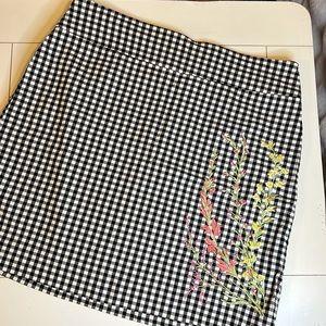 Charter Club Stretch Gingham Skort. Size 12.